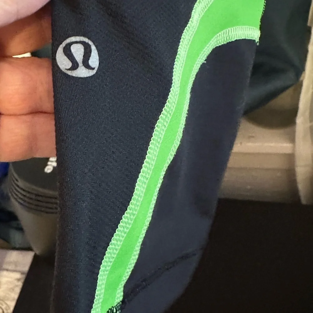 lululemon athletica women’s  Black Leggings with Green Trim